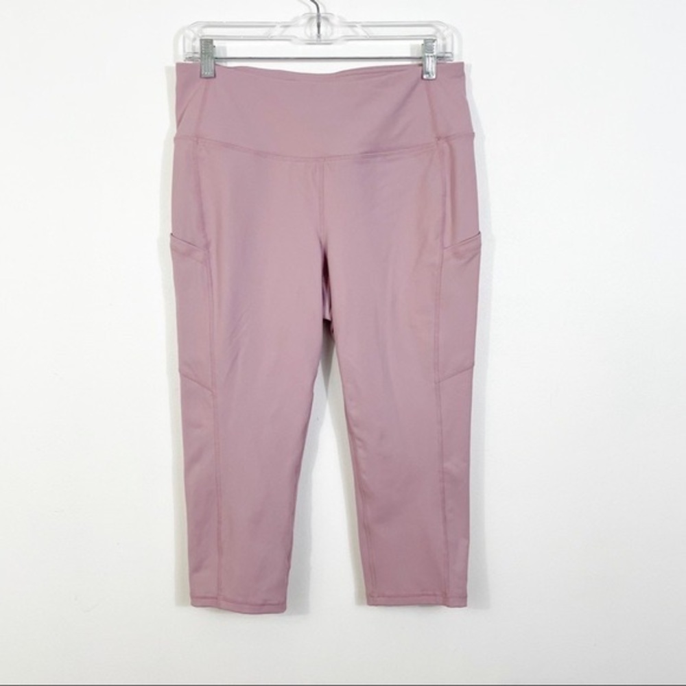 🔷Torrid high waisted active capris